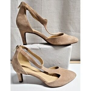 Clarks Artisan women Calla‎ Lily suede pumps heel zipper beige Sz 8.5M